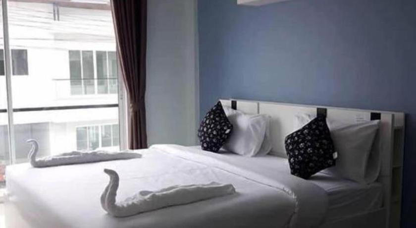 Kim Lung Airport Hotel Patong Exterior foto