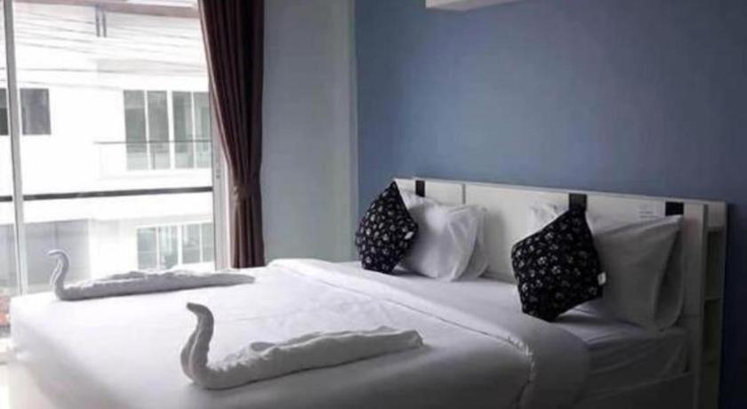 Kim Lung Airport Hotel Patong Exterior foto