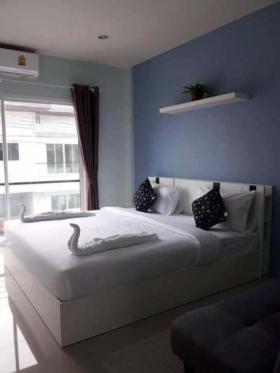 Kim Lung Airport Hotel Patong Exterior foto