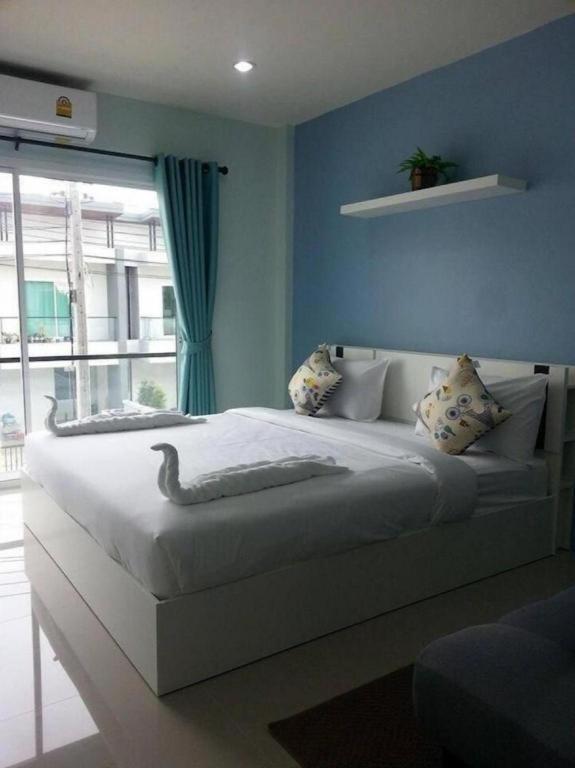 Kim Lung Airport Hotel Patong Exterior foto